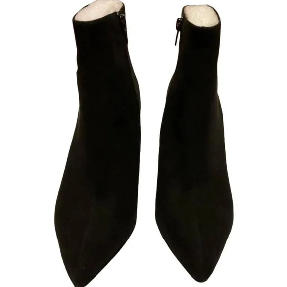 Sold! NIB Betsey Johnson Riverr Black Pointy  Crystal Embellished Boots 8.5 - Picture 7 of 11